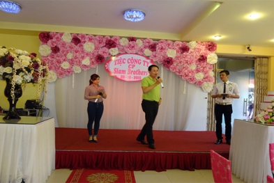 Siam Brothers organizes Vietnamese Women's Day party on October 20